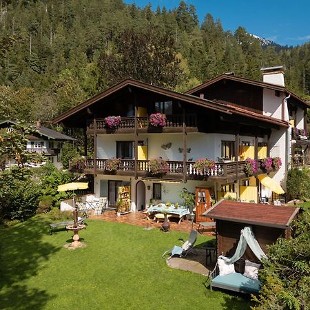 באיירישצל Hotel Effland Mit Innenpool Und Sauna 1 Stunde Zur Privatnutzung Pro Tag מראה חיצוני תמונה