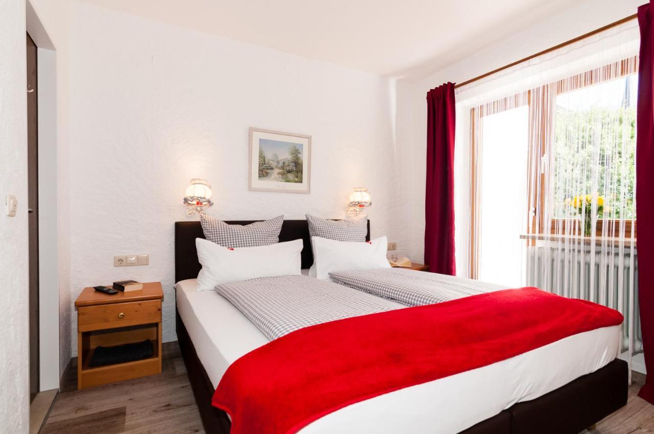 באיירישצל Hotel Effland Mit Innenpool Und Sauna 1 Stunde Zur Privatnutzung Pro Tag מראה חיצוני תמונה