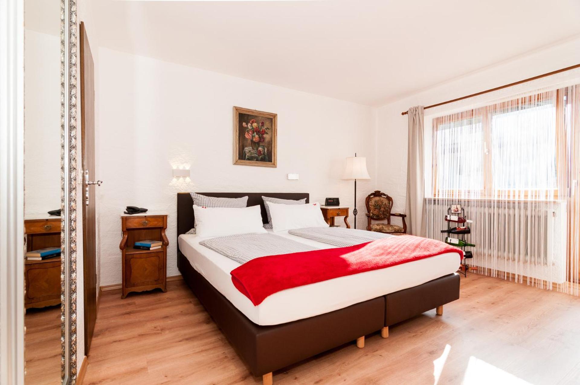 באיירישצל Hotel Effland Mit Innenpool Und Sauna 1 Stunde Zur Privatnutzung Pro Tag מראה חיצוני תמונה